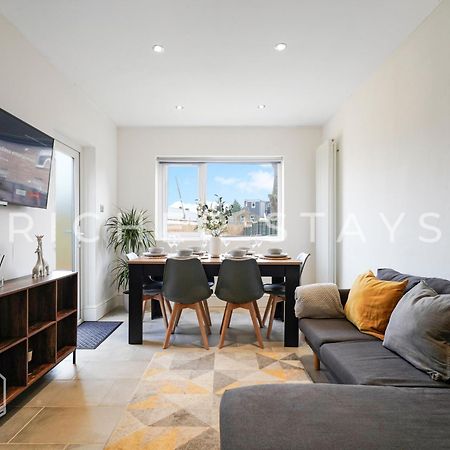 Watford Large 5Br Home - Contractors & Families Buitenkant foto