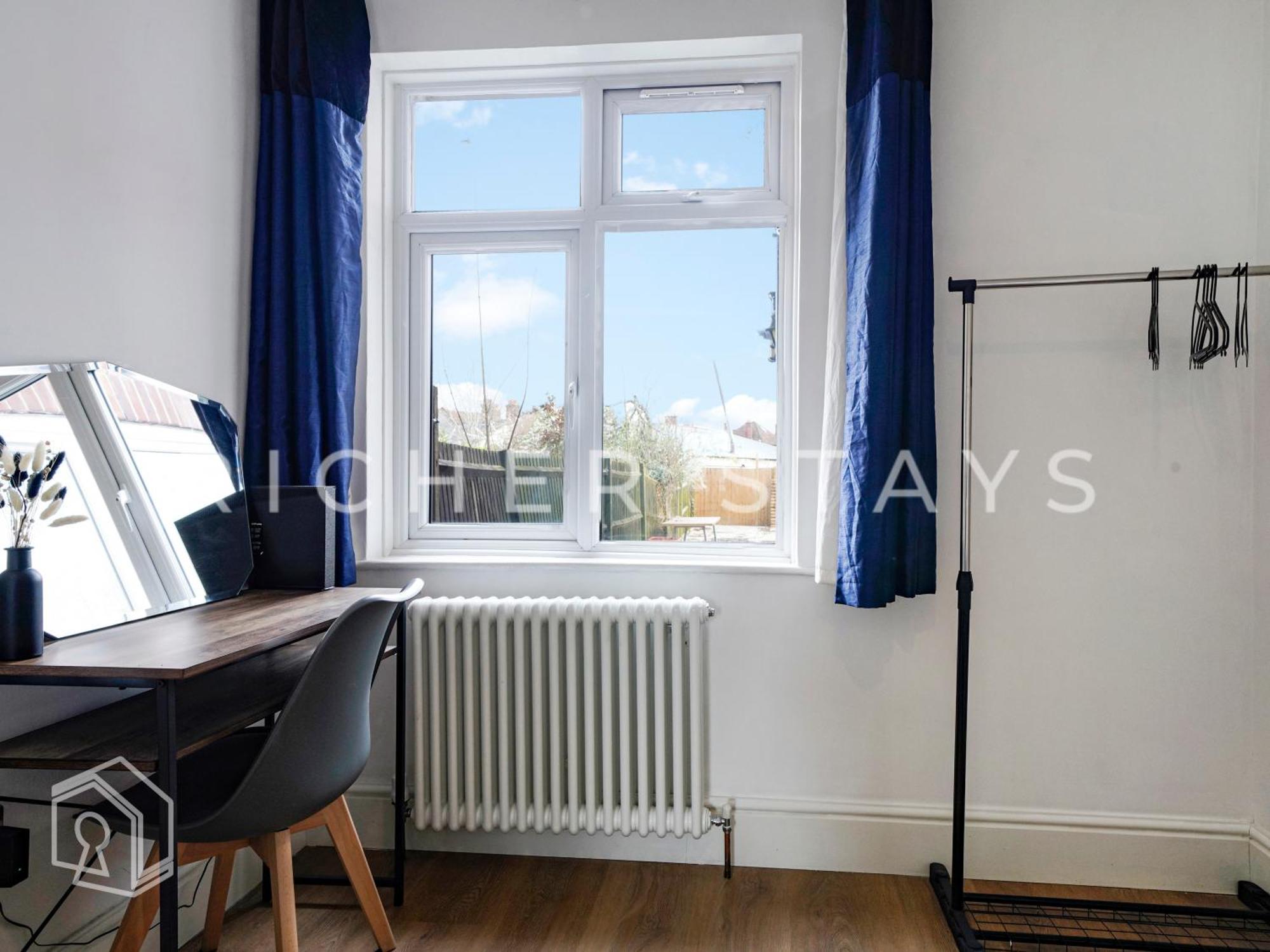 Watford Large 5Br Home - Contractors & Families Buitenkant foto
